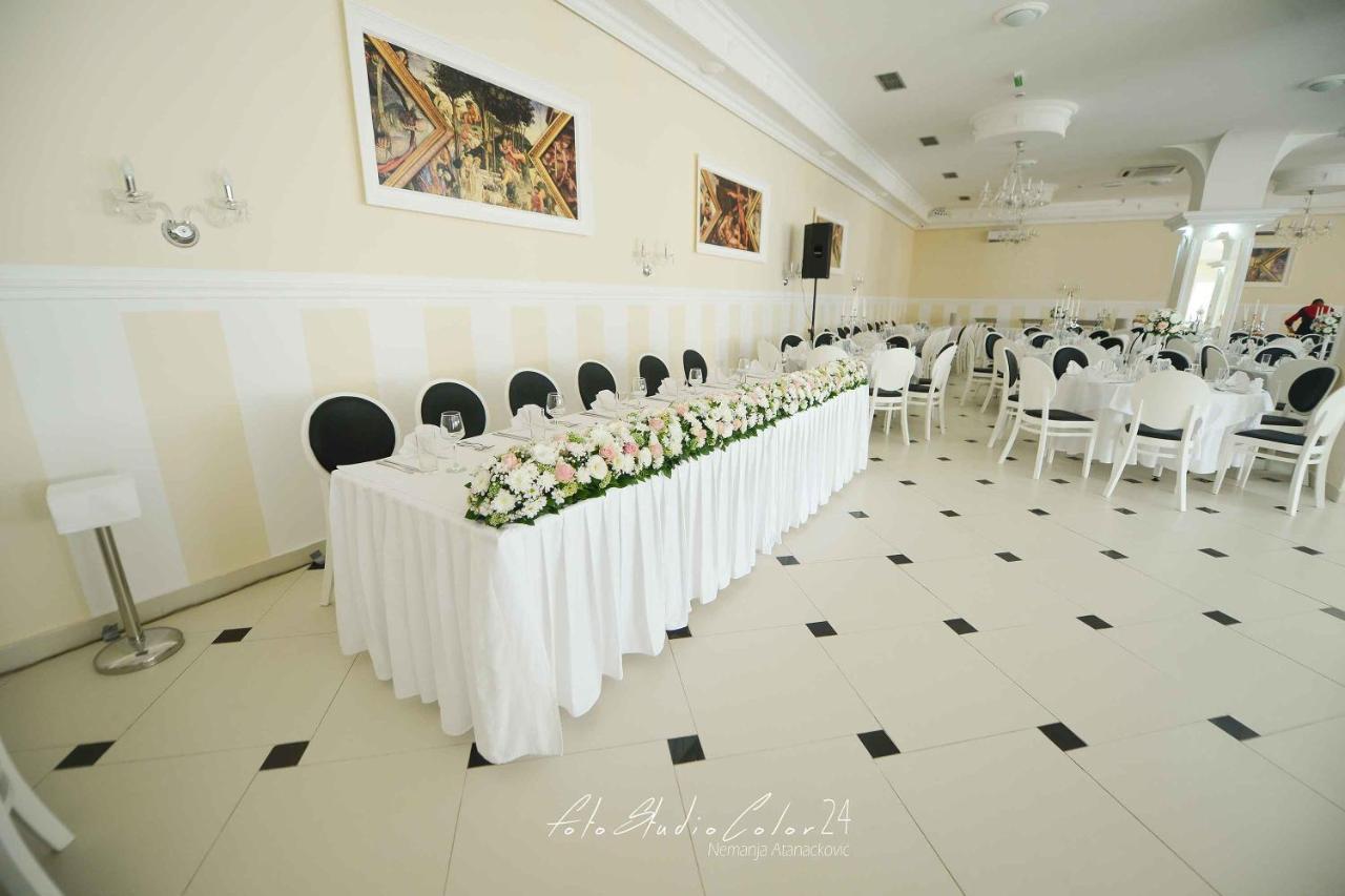 Villa Palace Νόβι Σαντ Εξωτερικό φωτογραφία